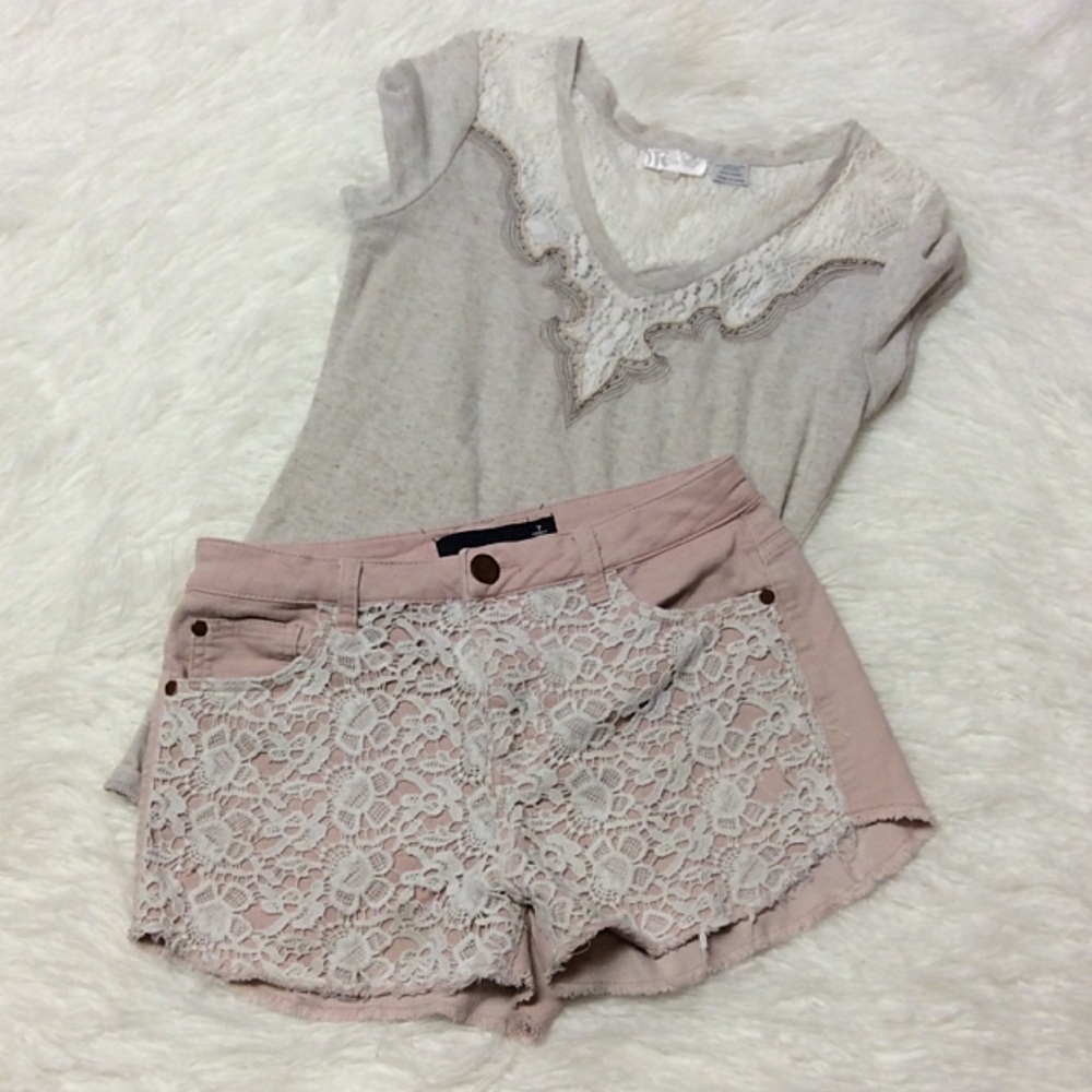 ADORABLE LACE FRONT DENIM SHORTS